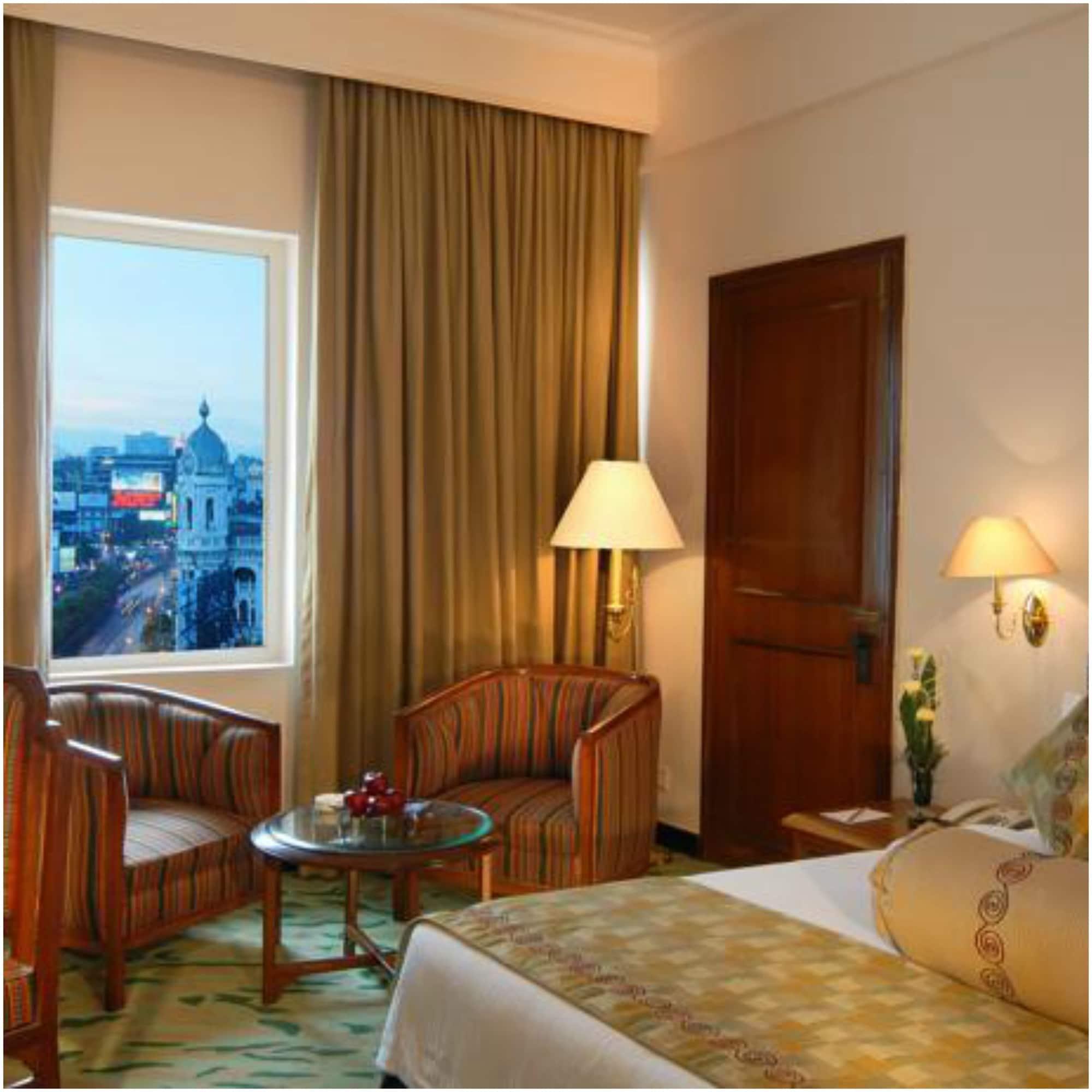 The Peerless Inn Kolkata Bagian luar foto