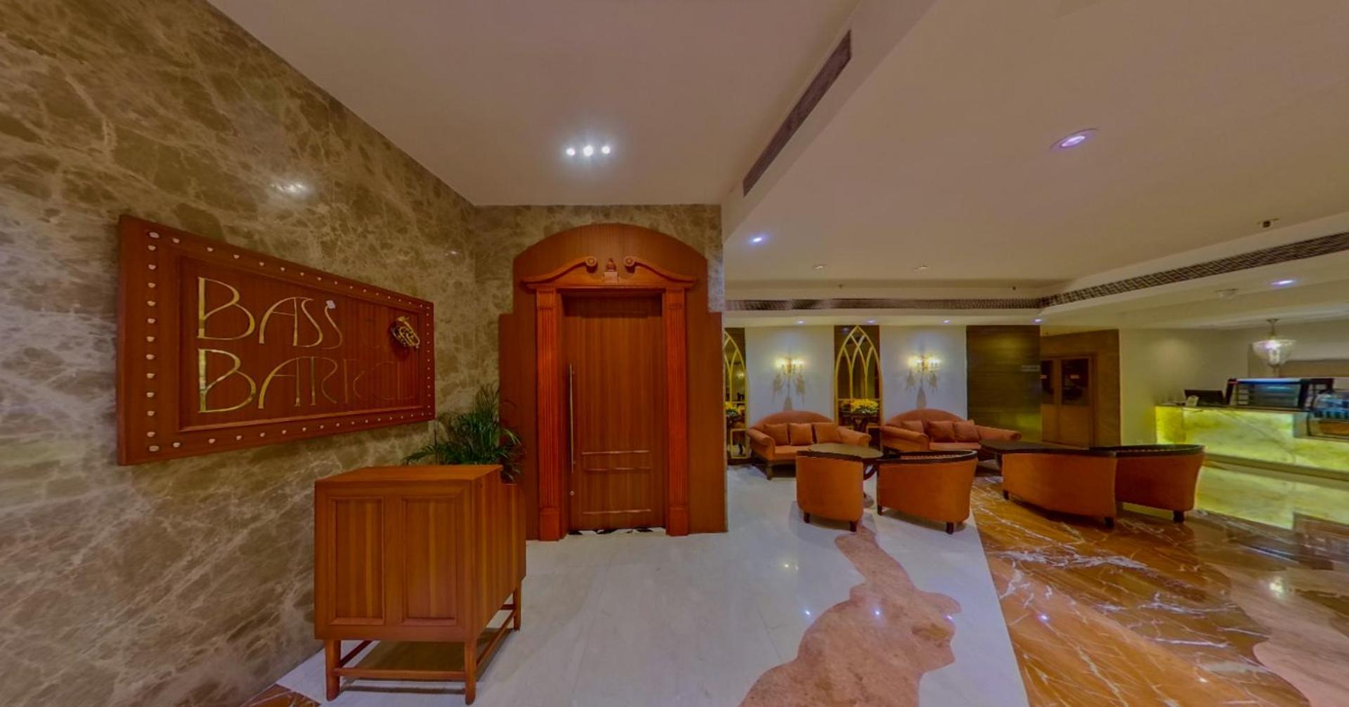 The Peerless Inn Kolkata Bagian luar foto