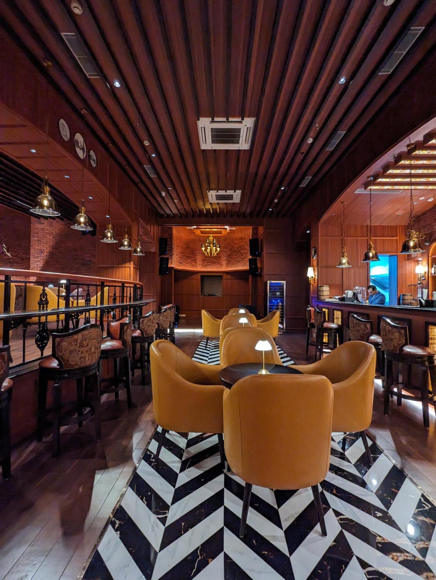 The Peerless Inn Kolkata Bagian luar foto