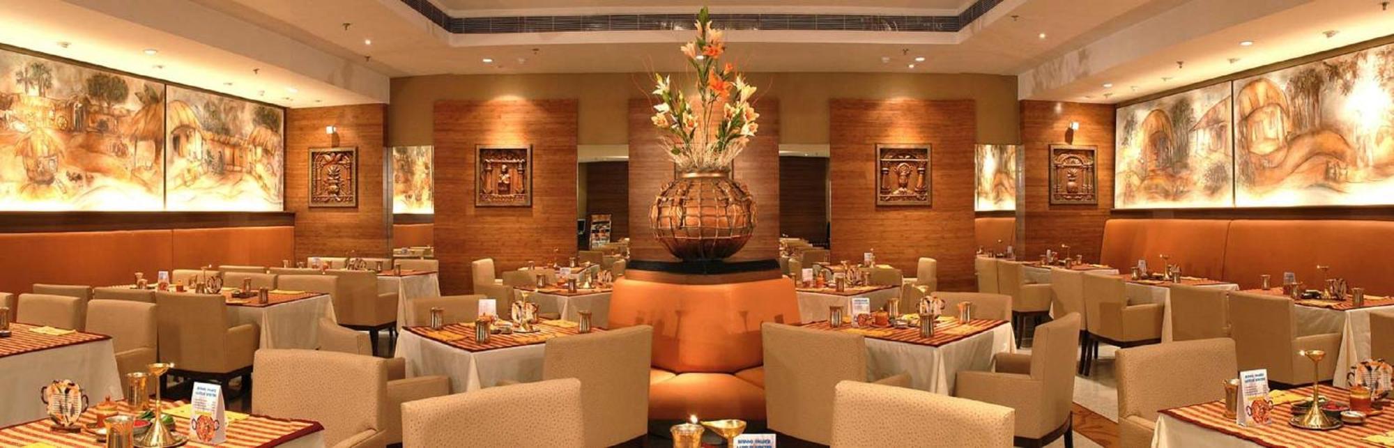 The Peerless Inn Kolkata Bagian luar foto