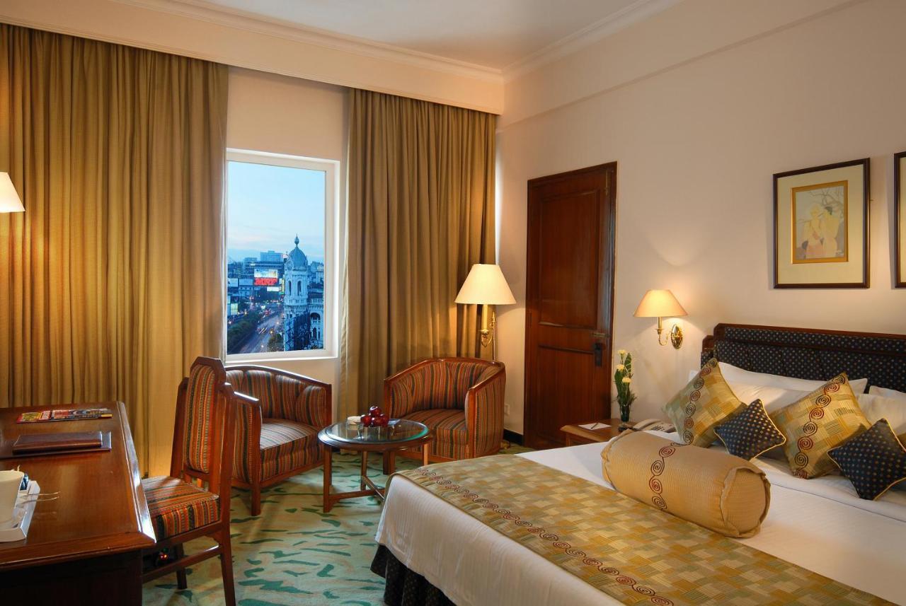 The Peerless Inn Kolkata Bagian luar foto